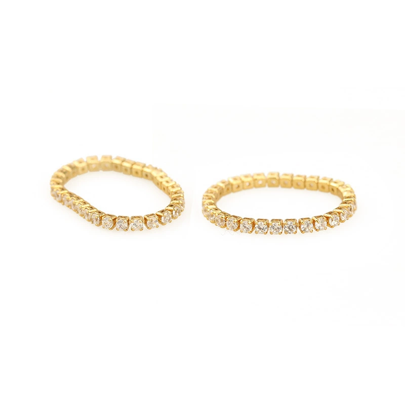 FY’s gold vintage chain ring with zirconia details, stacked with minimalist bands for office-ready elegance.